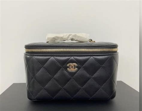 chanel vanity case 香港 價錢|本季新品 .